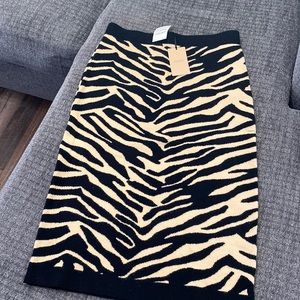 Halogen black and beige tiger skirt